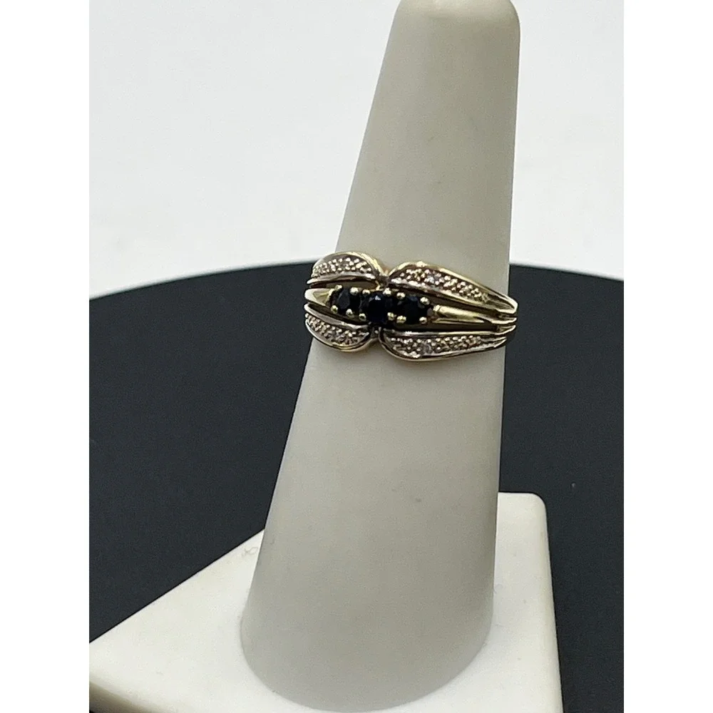SC 375 Two Tone Victorian Heirloom 9k Sapphire Diamond Chip Accent Ring Sz 6.5